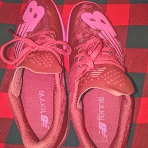 New Balance Tennis Shoes